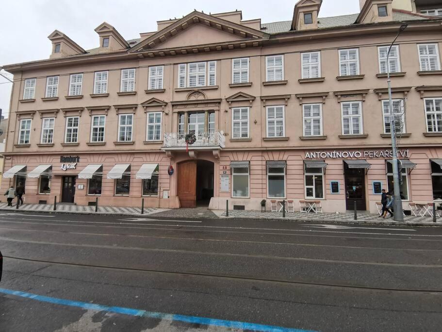Auriapartments Karlin 2Kk S Terasou A Parkovanim Praga Exterior foto